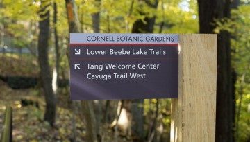 Cornell Botanic Gardens sign directing toward Lower Beebe Lake Trails and Tang Welcome Center, Cayuga Trail West
